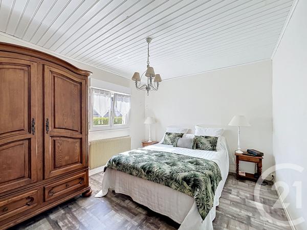 Maison à vendre  4 pièces - 136,13 m 2   GUJAN MESTRAS  - 33