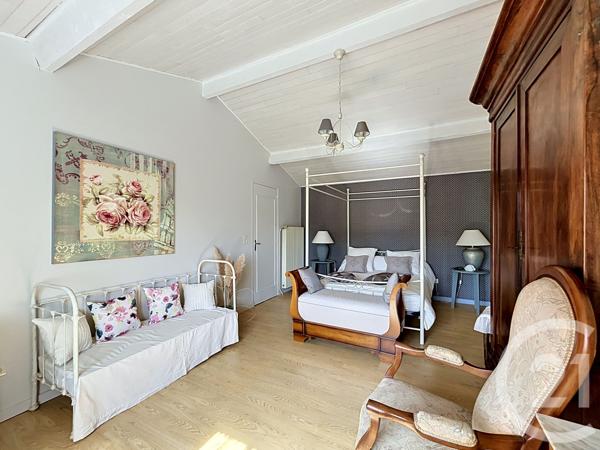 Maison à vendre  4 pièces - 136,13 m 2   GUJAN MESTRAS  - 33