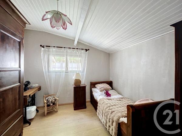 Maison à vendre  4 pièces - 136,13 m 2   GUJAN MESTRAS  - 33