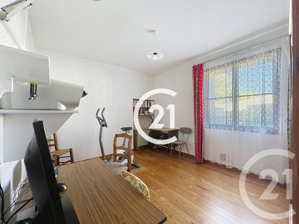 Maison à vendre  3 pièces - 122 m2 CHATEAUBERNARD - 16