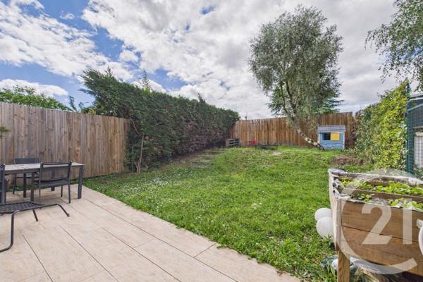 Maison à vendre  4 pièces - 86 m 2   EYSINES  - 33