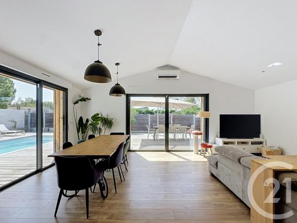 Maison à vendre  4 pièces - 101,20 m 2   GUJAN MESTRAS  - 33