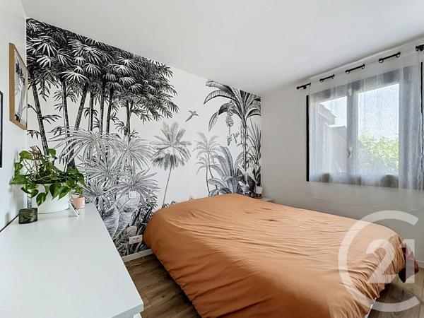 Maison à vendre  4 pièces - 101,20 m 2   GUJAN MESTRAS  - 33