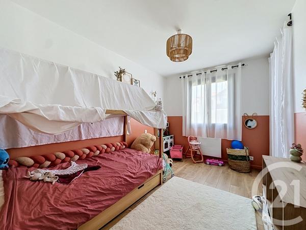 Maison à vendre  4 pièces - 101,20 m 2   GUJAN MESTRAS  - 33