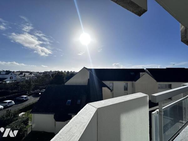 A VENDRE VANNES  - APPARTEMENT AVEC TRAVAUX - VUE DEGAGEE