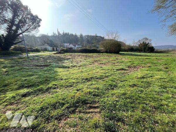 GUIPRY-MESSAC / TERRAIN À BÂTIR / 526 M²

Situé à 5 KM de Messac, un terrain constructible de...