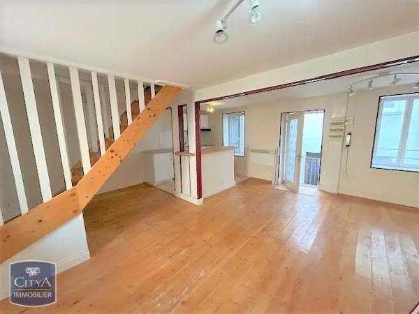 Maison à louer 4 pièces 73.23m² Chamalières (63400)