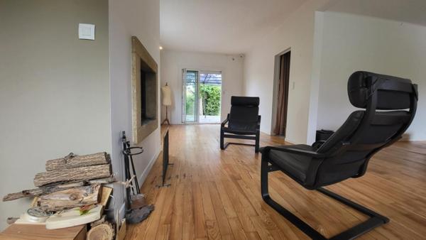 Maison Cugnaux 7 pièce(s) 214 m2  DPE D