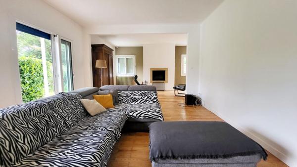 Maison Cugnaux 7 pièce(s) 214 m2  DPE D