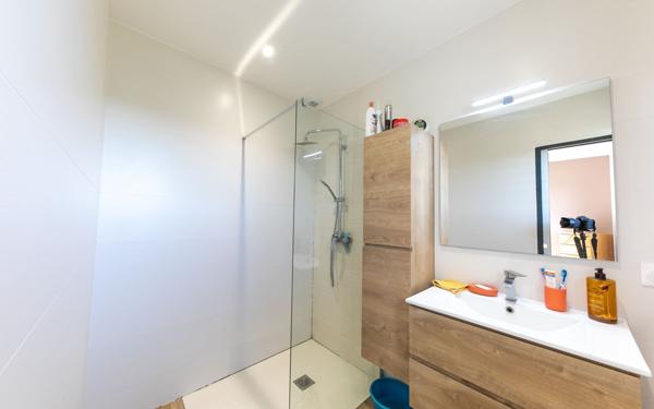 Maison à vendre    4 pièces •  Espira-de-l'Agly