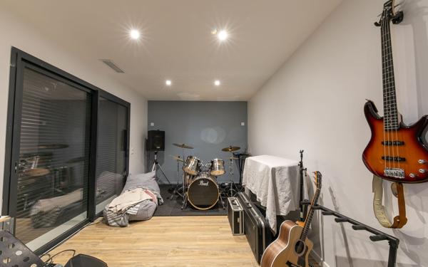 Maison à vendre    4 pièces •  Espira-de-l'Agly