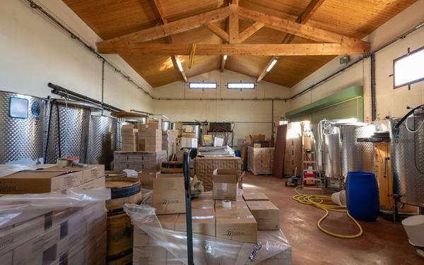 Maison à vendre    4 pièces •  Espira-de-l'Agly