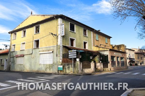 Mormoiron (84570) IMMEUBLE DE RAPPORT AU CŒUR DU VILLAGE DE MORMOIRON
