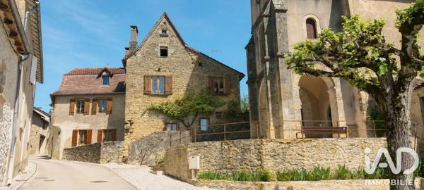 Immeuble à vendre 257 m² Saint-Céré