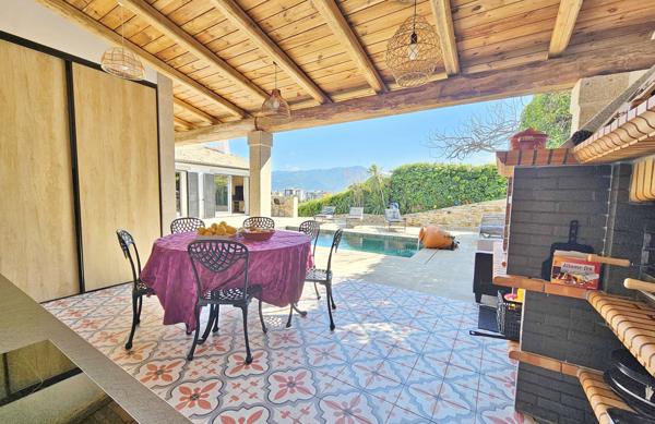 AJACCIO Mezzavia Superbe villa F4 + F2 avec piscine Ajaccio (20090)