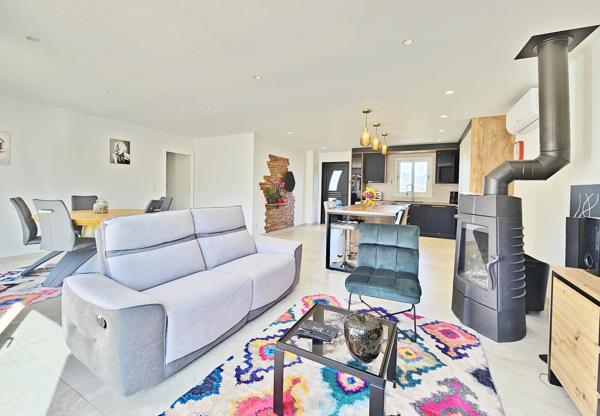 AJACCIO Mezzavia Superbe villa F4 + F2 avec piscine Ajaccio (20090)