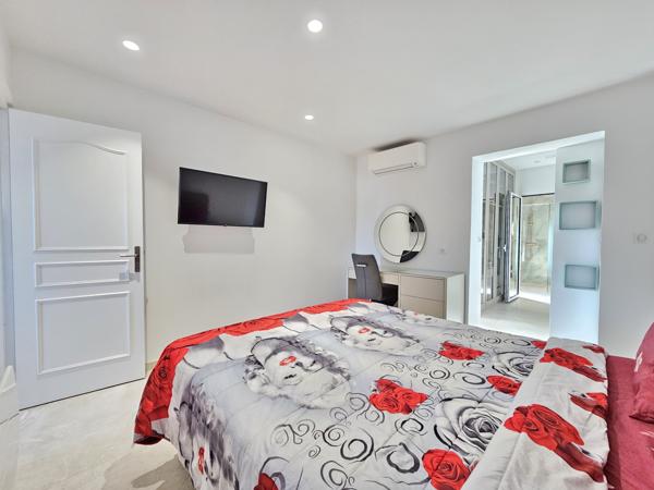 AJACCIO Mezzavia Superbe villa F4 + F2 avec piscine Ajaccio (20090)