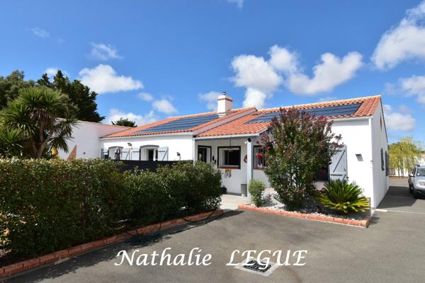 Vendée (85) entre CHALLANS et NOIRMOUTIER BEAUVOIR sur MER  Maison à vendre 8 pièces , 160 m², 4 chambres , 1 bureau ,3 WC garage terrain clos 1543m²