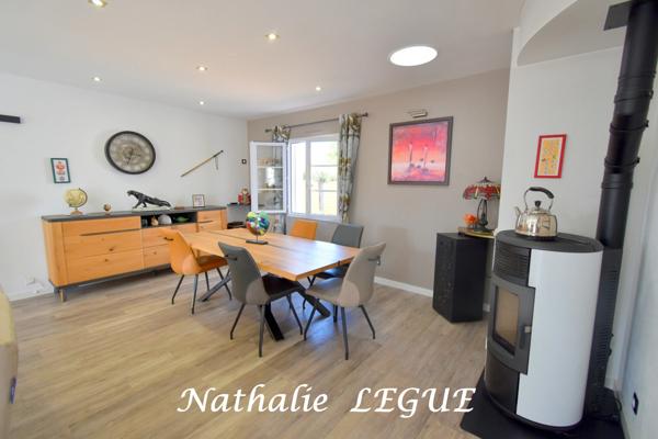 Vendée (85) entre CHALLANS et NOIRMOUTIER BEAUVOIR sur MER  Maison à vendre 8 pièces , 160 m², 4 chambres , 1 bureau ,3 WC garage terrain clos 1543m²