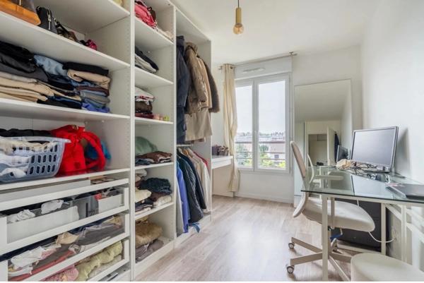Appartement à vendre T 3 , 55 m2 a LIVRY GARGAN (93)