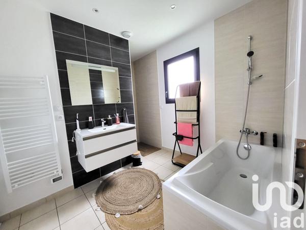 Maison à vendre 4 pièces 104 m² Royan