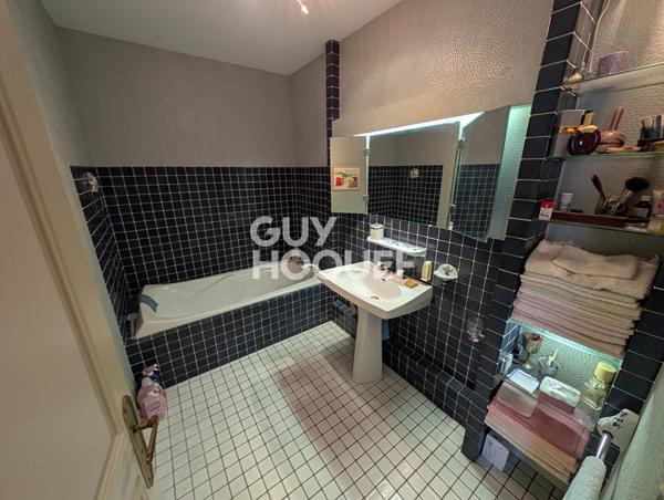 Appartement Poitiers 5 pièce(s) 105.54 m2
