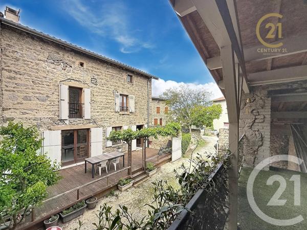 Maison à vendre  6 pièces - 174 m 2   SOUCIEU EN JARREST  - 69
