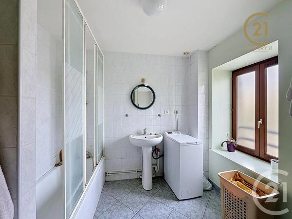 Maison à vendre  6 pièces - 174 m 2   SOUCIEU EN JARREST  - 69
