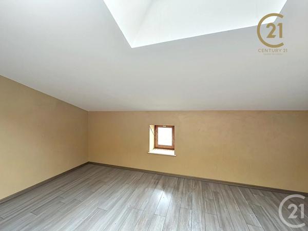 Maison à vendre  6 pièces - 174 m 2   SOUCIEU EN JARREST  - 69