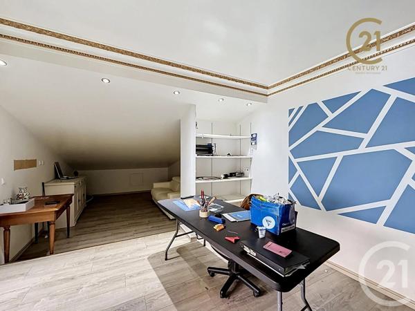 Maison à vendre  6 pièces - 174 m 2   SOUCIEU EN JARREST  - 69