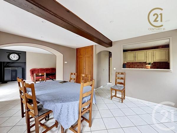 Maison à vendre  6 pièces - 174 m 2   SOUCIEU EN JARREST  - 69