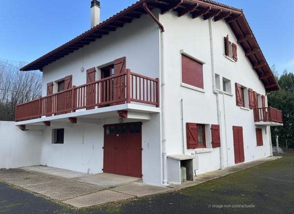 Maison à ARBONNE (64210)