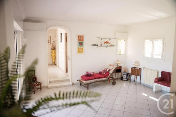Maison à vendre  5 pièces - 150,40 m 2   LES ISSAMBRES  - 83