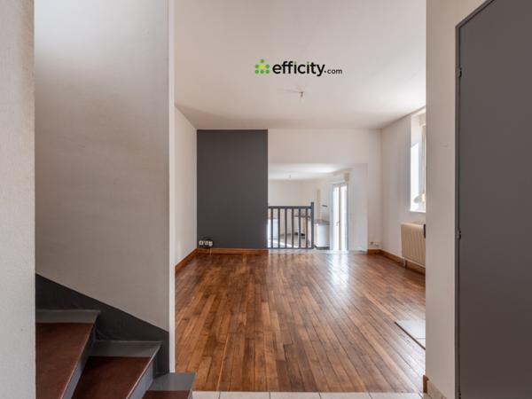 Maison
         3 pièces
        - 74 m² Exclusivité 137 000 € *