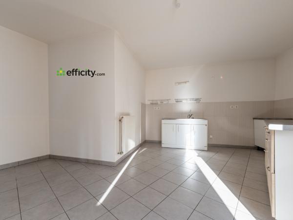 Maison
         3 pièces
        - 74 m² Exclusivité 137 000 € *