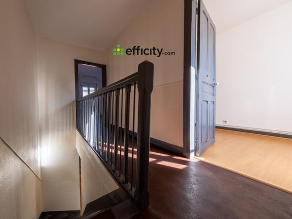 Maison
         3 pièces
        - 74 m² Exclusivité 137 000 € *