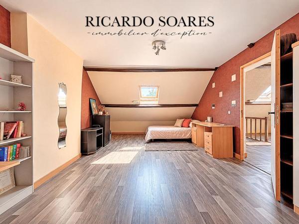 60700 PONT-SAINTE-MAXENCE - GRANDE MAISON FAMILIALE 277m2 / 7 CHAMBRES / 1 STUDIO INDEPENDANT / GRAND GARAGE