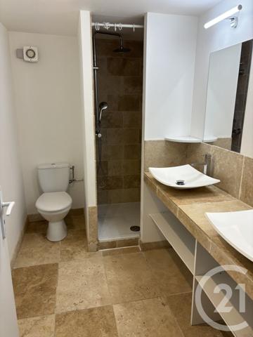 Appartement T5 à vendre  6 pièces - 134 m2 FORCALQUIER - 04