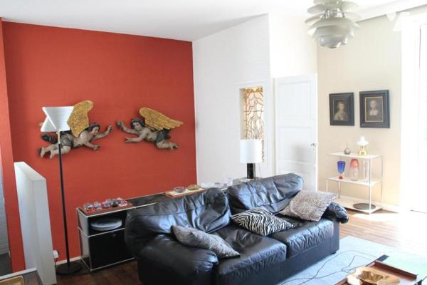 NIORT CENTRE VILLE, MAGNIFIQUE MAISON DE VILLE AVEC PISCINE ET JARDIN CLOS