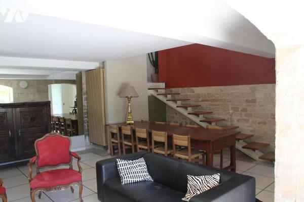 NIORT CENTRE VILLE, MAGNIFIQUE MAISON DE VILLE AVEC PISCINE ET JARDIN CLOS