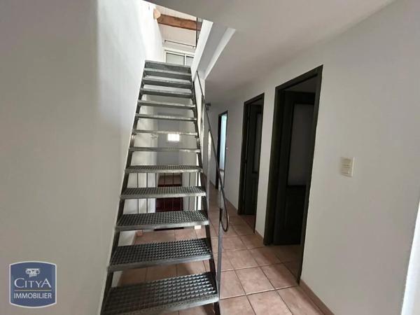 Appartement à louer 3 pièces 75.79m²