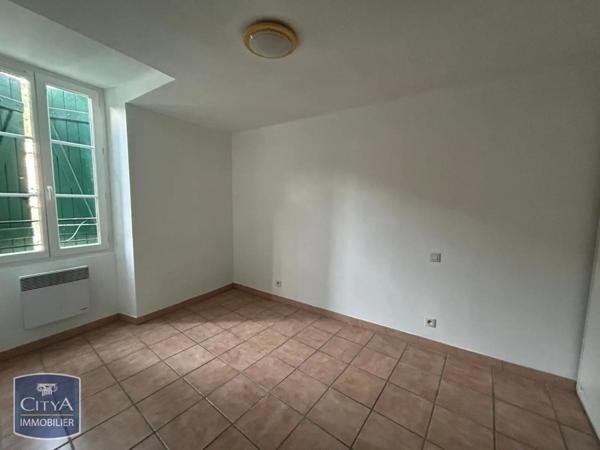 Appartement à louer 3 pièces 75.79m²