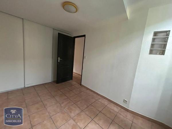 Appartement à louer 3 pièces 75.79m²