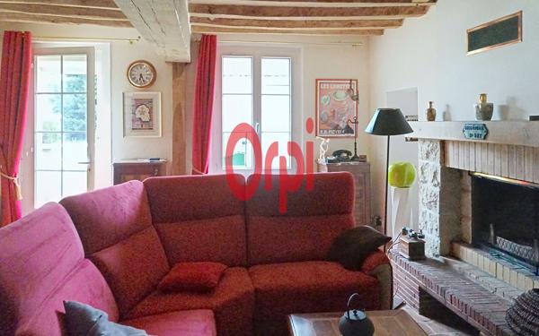 Maison à vendre    5 pièces •  Houssay