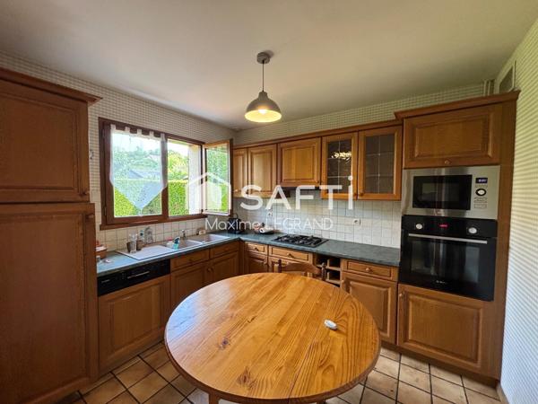 Maison d'environ 93 m2 au coeur d'un petit village