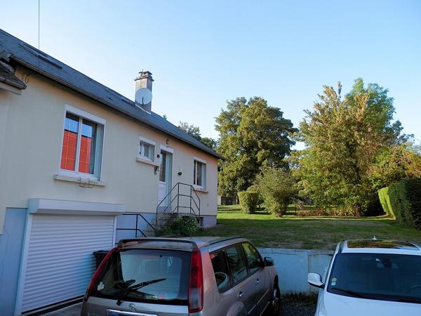 PAVILLON semi-jumelé / sous-sol (proche centre ville POIX-de-Picardie)