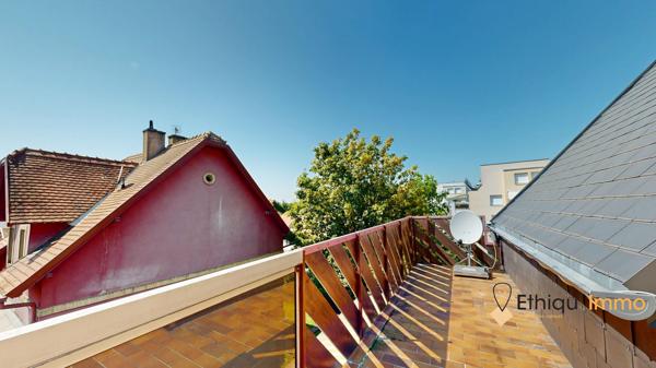 F4 rooftop