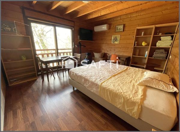 5 min sud de Limoges Splendide maison de bois