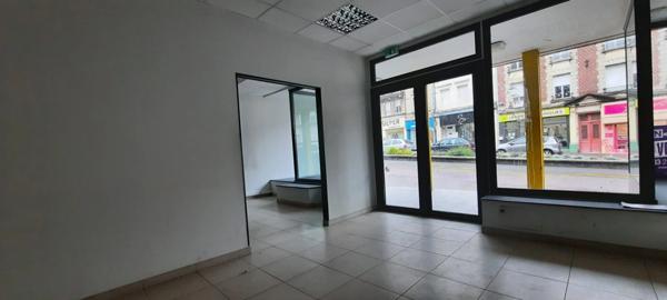 Dpt Aisne (02), A Vendre SAINT-QUENTIN CENTRE VILLE, IMMEUBLE de 470m2