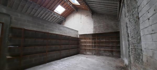 Dpt Aisne (02), A Vendre SAINT-QUENTIN CENTRE VILLE, IMMEUBLE de 470m2